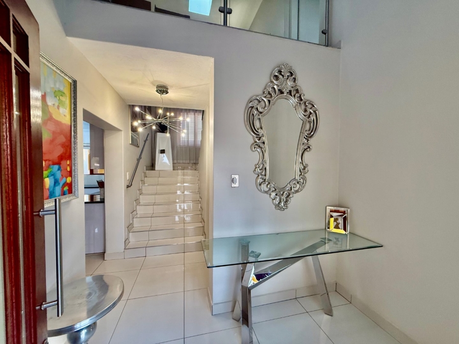 4 Bedroom Property for Sale in Melodie North West